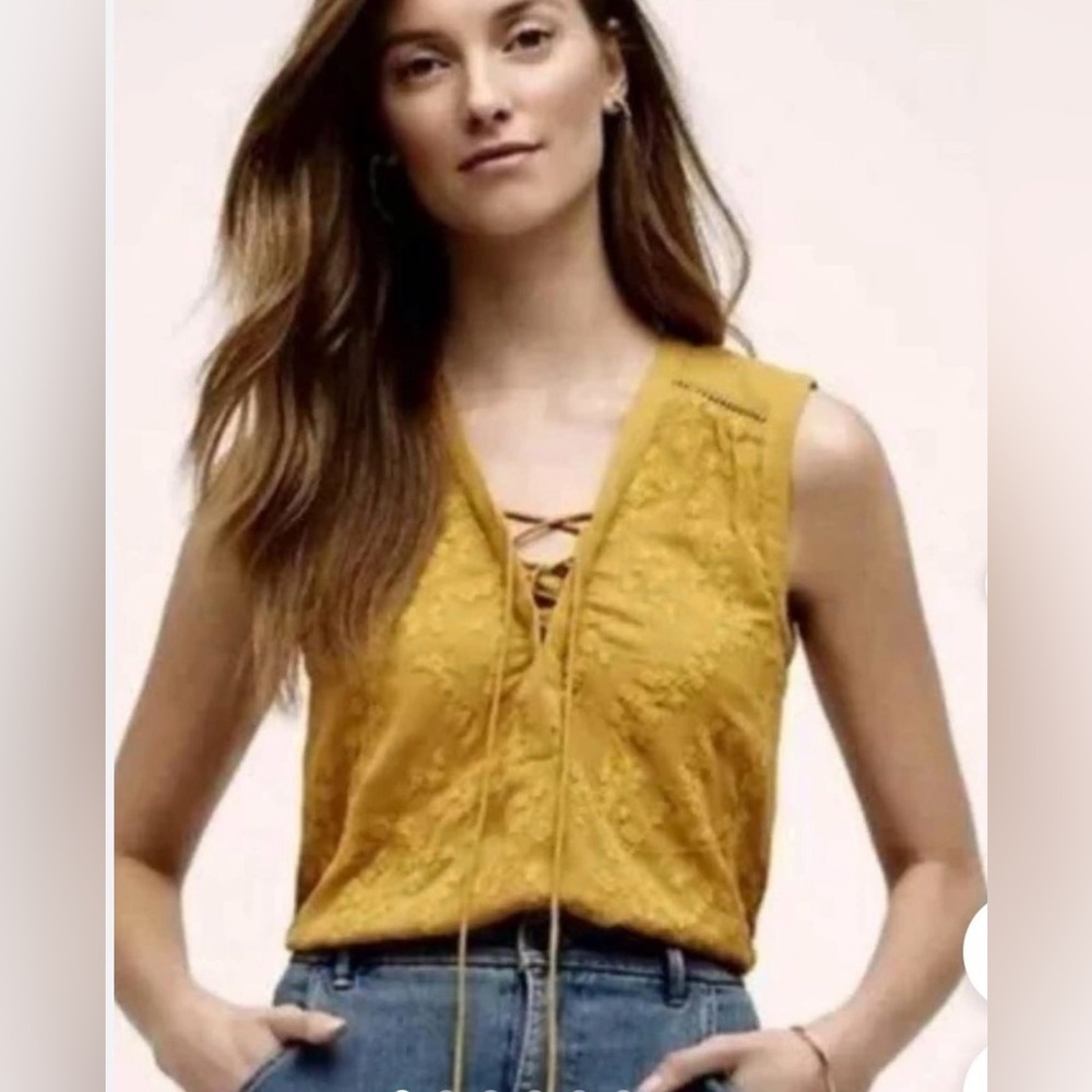 Anthropologie Maeve sleeveless floral embroidered lace up top blouse yellow 0 XS